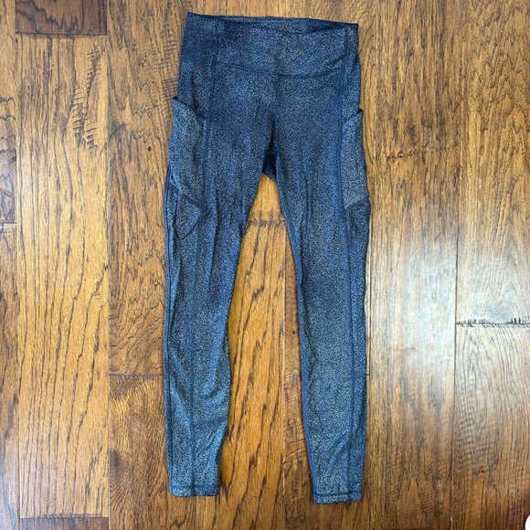 Lululemon Foil Printed Leggings with Pockets - Picture 3 of 7